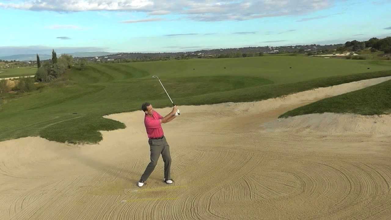 Golf Tips: How to play a bunker shot