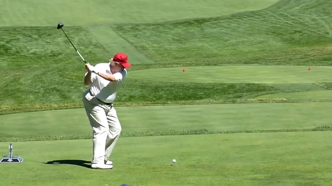 DONALD TRUMP GOLF COMPILATION FAILS FUNNY CHEAT