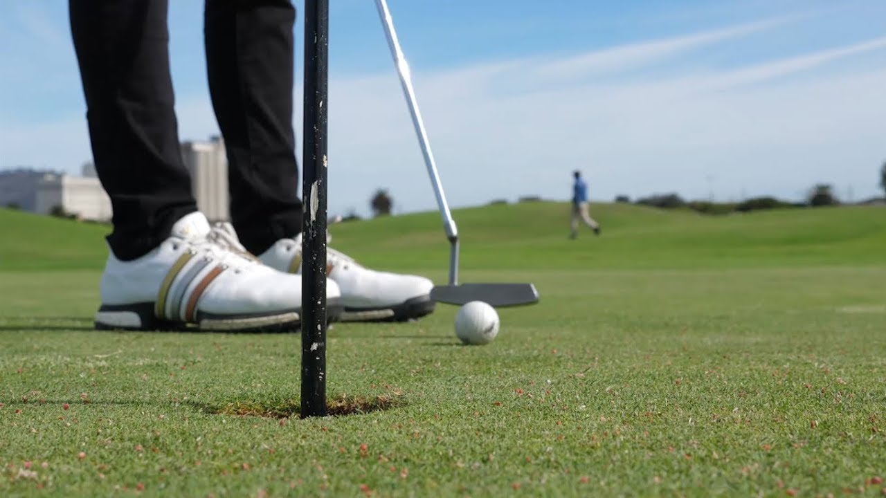 River Club Do's and Don'ts: Use a Putter on the Green