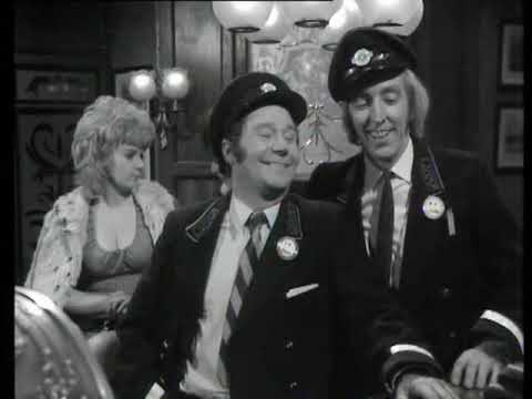 On The Buses S04E13 Not tonight