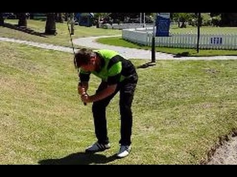 Golf Etiquette beginners guide lesson 3: Dont throw your clubs on the golf course