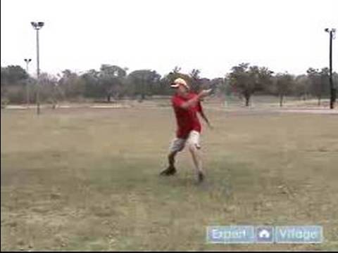 How to Play Disc Golf : Basics of Throwing in Disc Golf