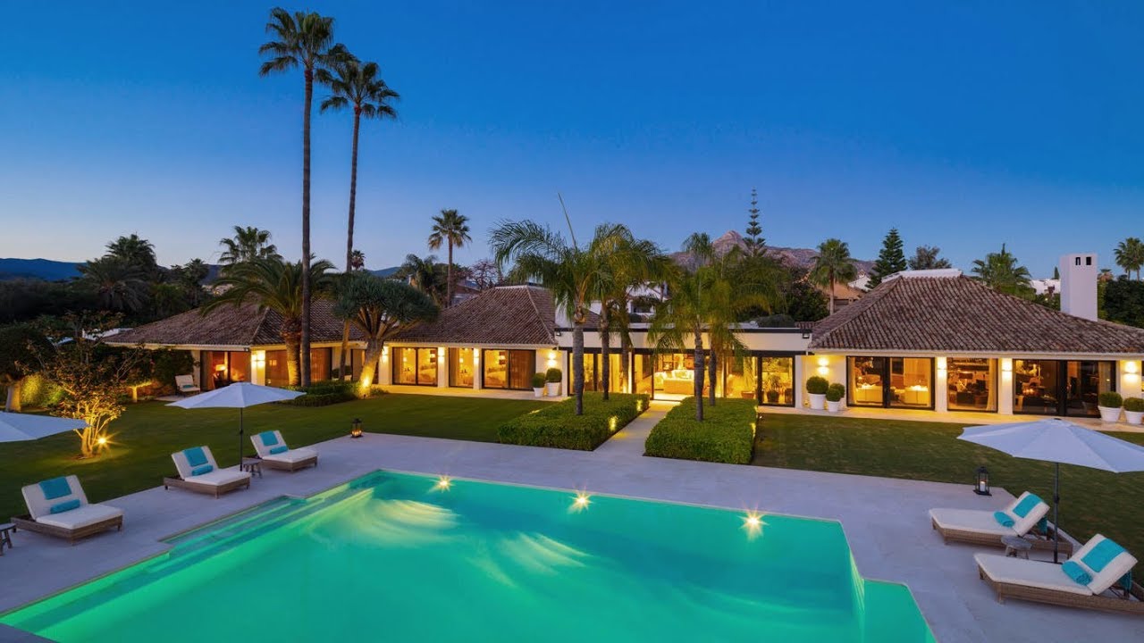 New Modern Frontline Golf Luxury Villa, Aloha, Nueva Andalucia, Marbella, Spain | 13.900.000€