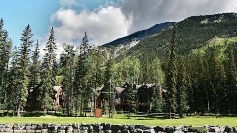 Mountain Golf Estate Home in Canmore, Canada